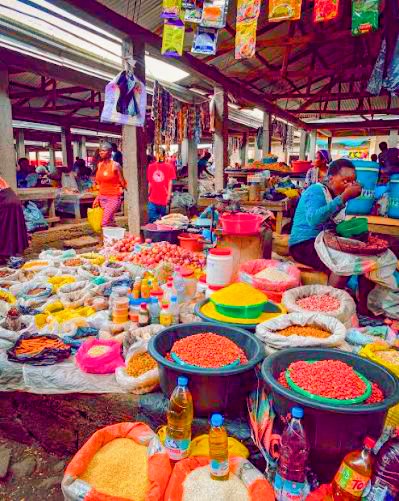 Market traders going about their daily work in Cameroon